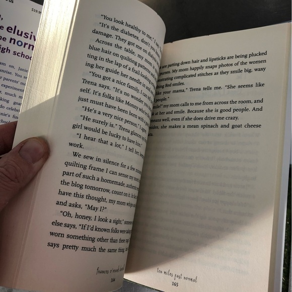 Ten Miles Past Normal, By: Frances O'roark Dowell, Hardback book - Picture 3 of 6